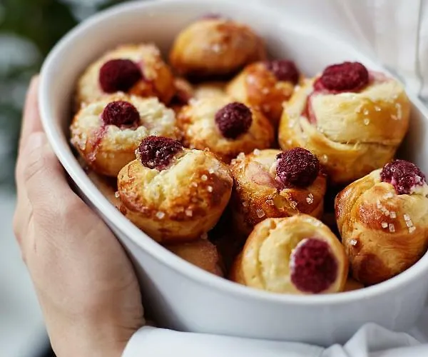 Biala Wstazka 3* Czepino