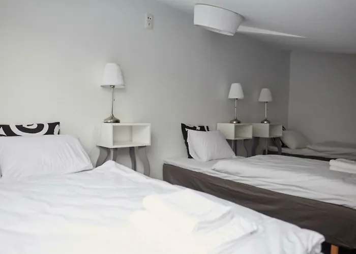 Biala Wstazka Czepino